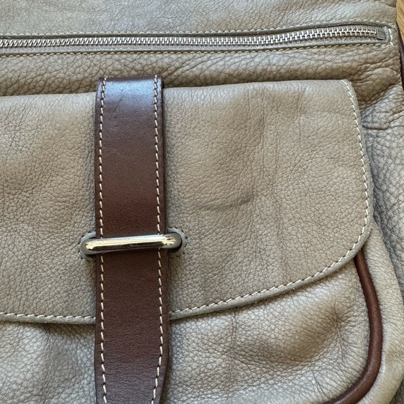 Roots Side Saddle Crossbody Bag - Gray & Tribe Leather - EUC - Picture 8 of 11